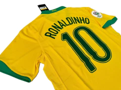 Brasil RETRO Ronaldinho titular 2006 en internet
