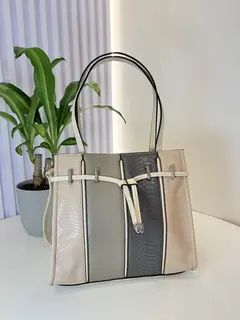 Cartera Adore