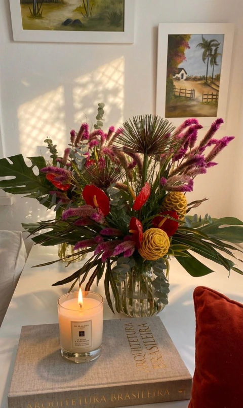 Assinatura Floral Quinzenal com Orquídeas