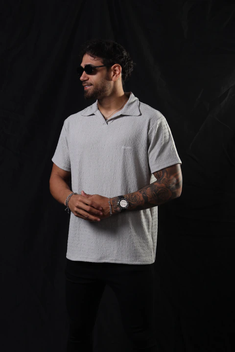 Camisa Polo Texturizada - Cinza