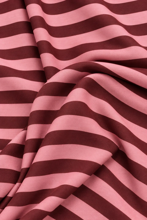 GABARDINA 100% ALGODON ESTAMPADA MOT 0021