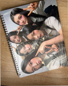 Cuaderno Carta New Jeans Grupal - comprar en línea