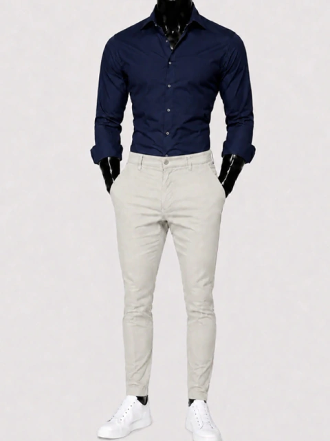 Look EMPRESARIO/Camisa Azul Marinho+Calça Bege
