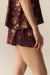 SHORT LYRA VEGA DARK en internet