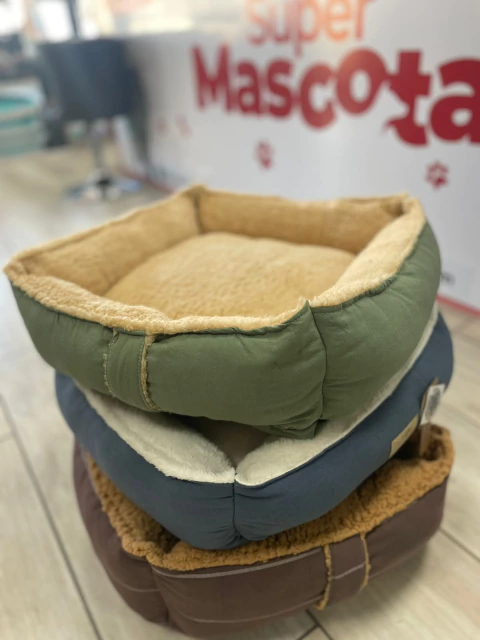 CAMITA TERRAZA CON CORDERITO CHICA 45X45CM NUVOLE - comprar online