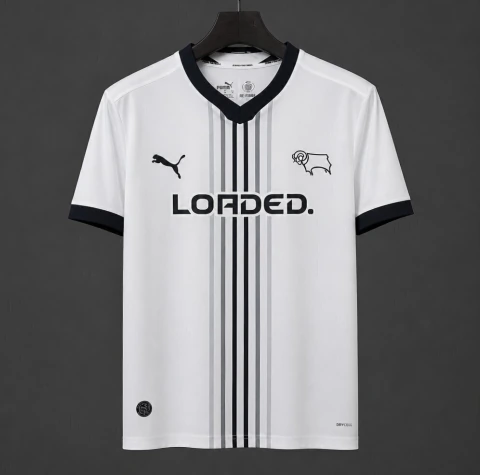 Camisa Derby County Home 26/27 - Torcedor Puma Masculina - Branca com detalhes em preto
