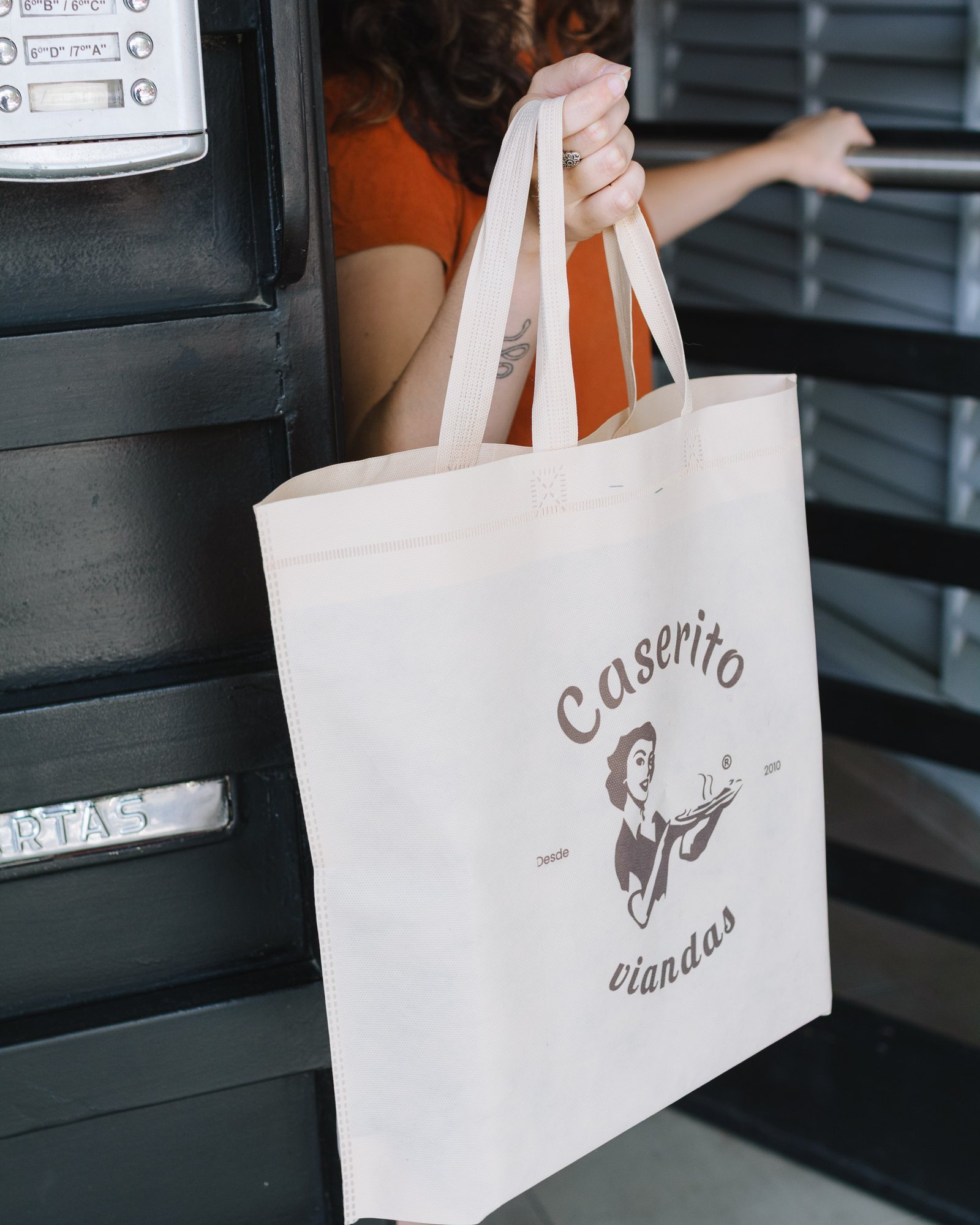 Bolsa de Caserito con el pedido