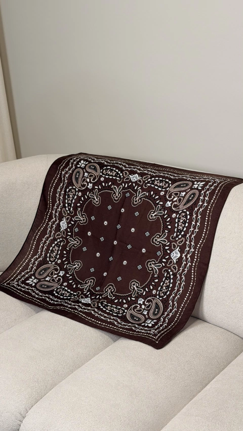 LENÇO BANDANA PAISLEY - comprar online
