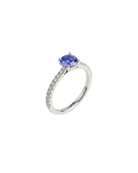 Anel em prata 925 com Tanzanita Natural e zirconias