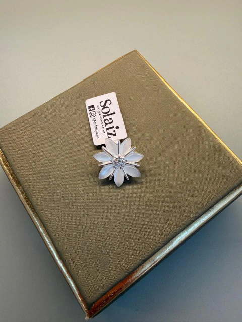 BROCHE FLOR RESINA (NÍQUEL) - SR 108