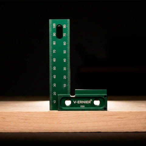 Esquadro Monobloco de Precisão 90° 100 mm - V004