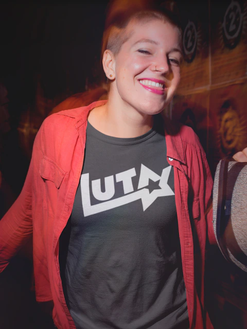 LUTA - br - Camiseta Basicona Unissex