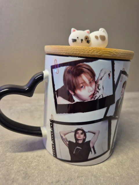 Caneca Stray Kids THIS & THAT