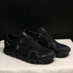 Zapatilla on Cloud 5 - tienda online
