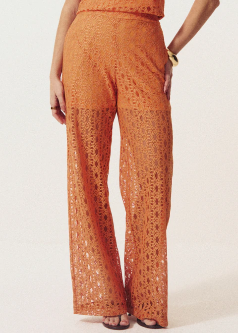 Calça Reta em Renda Geométrica com Bolsos Laranja