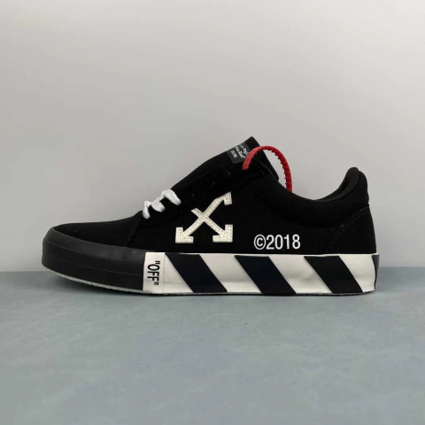 OFF-WHITE GYM SHOES LOVERS Zebra Black - comprar online