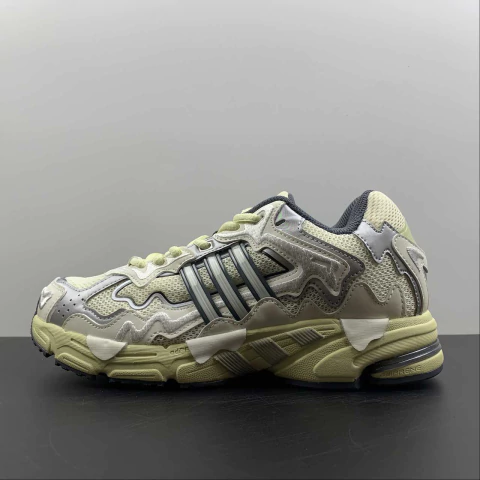 Adidas Response CL x Bad Bunny - comprar online