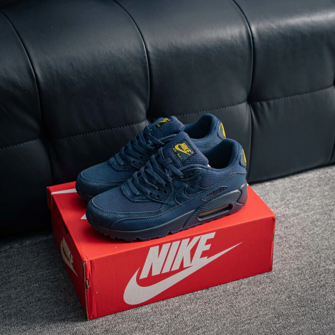 Nike Air Max 90 'Obsidian'