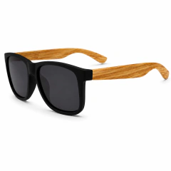 Óculos de Sol Urban Bamboo Black UV400 – Estilo Premium com Haste em Bambu