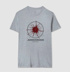 Camiseta Perícia Forense - Diagrama Direcional de Sangue (BPA) | Coleção True Crime - comprar online