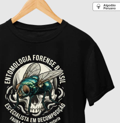 Camiseta Algodão Peruano "Entomologia Forense" | C. putoria - Especialista - comprar online