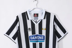 Camisa Retrô Juventus Home 1994/1995 na internet