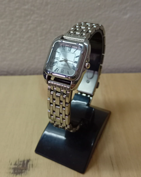 Reloj Elegante Cuadrado Femenino