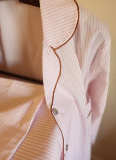 Pijama Largo LINAJE ROSA - comprar online
