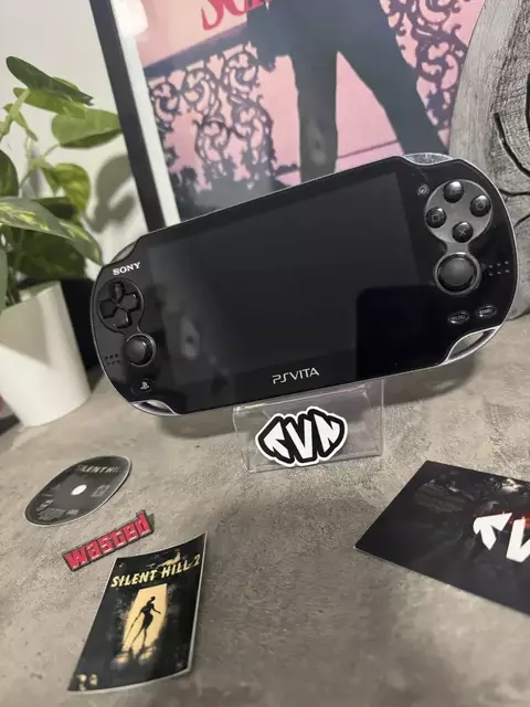 Ps Vita Flasheada + Cargador Original (Usada)