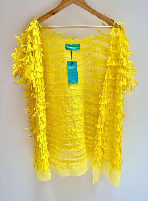 Kimono Amarelou de Tule com Paetê em Franjas Feminino