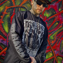 Polera Manga Larga Arkanhell Negra en internet