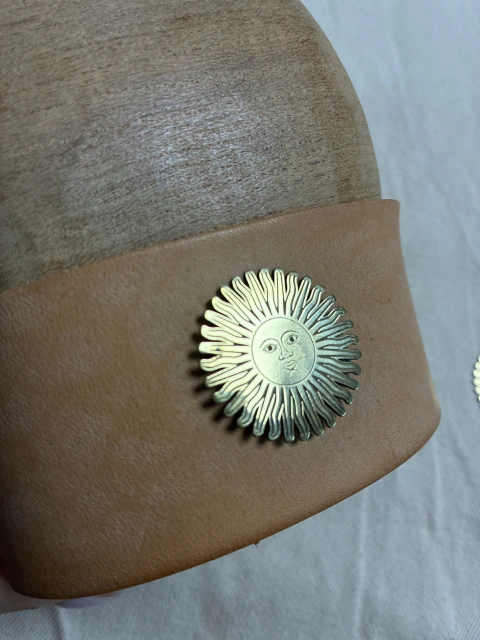Apliques de bronce en internet