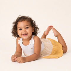 Vestido Infantil — Suavidade em Tons Neutros