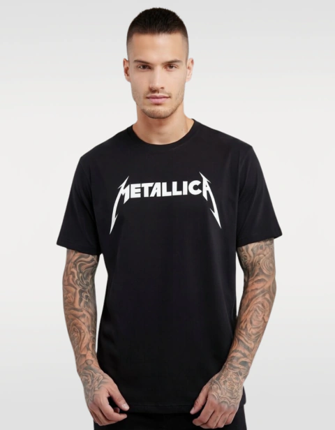 REMERA METALICA
