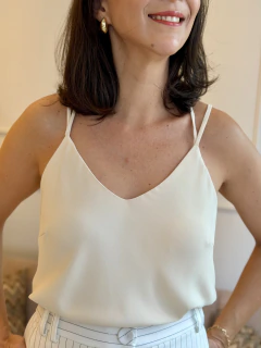 BLUSA REGATA GÉSSICA BEGE na internet