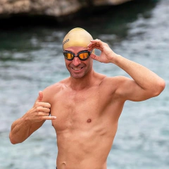 Oculos Natacao Zoggs Predator Lente Titaniun COR:LARANJA na internet