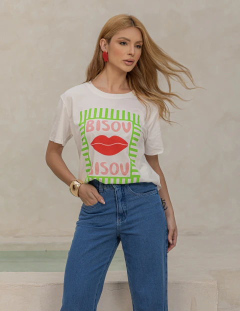T-Shirt Bisou Casual Branca