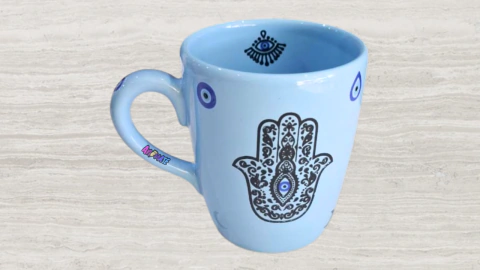 Taza Bombé Mano de Fátima