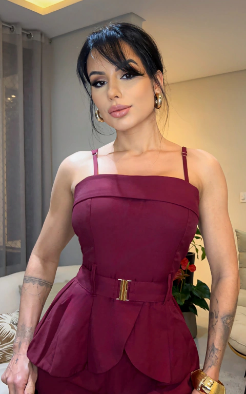 Conjunto Marrante Amália na internet