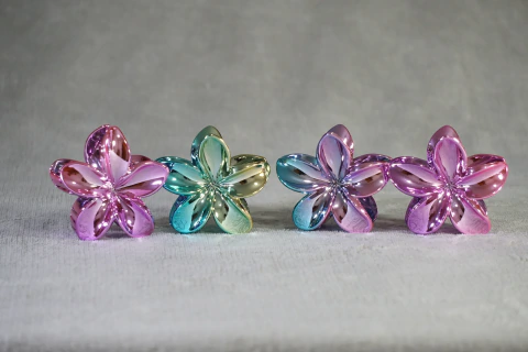 Broches de Pelo "Flor Tropical" Metalizados – Efecto Tornasolado Premium