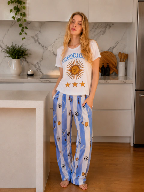 Pijama Remera + pantalón largo ARGENTINA - comprar online