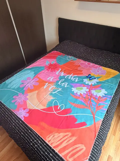 [TROPICAL] LONA PLAYERA 150x150 un dia a la vez
