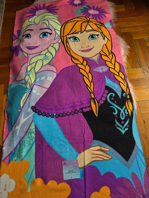 Toalla INFANTIL frozen Talle unico 150 x65 cm