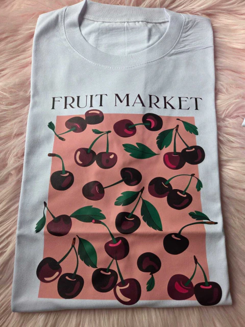 Remera de algodon CEREZAS