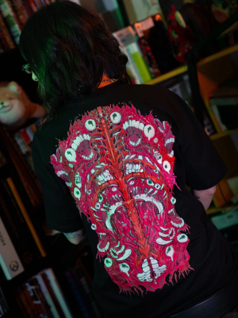 Camiseta Carneseta • Akiru • Preta