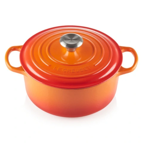 Le Creuset Signature Round Dutch Oven in Orange Enameled Cast Iron 28cm