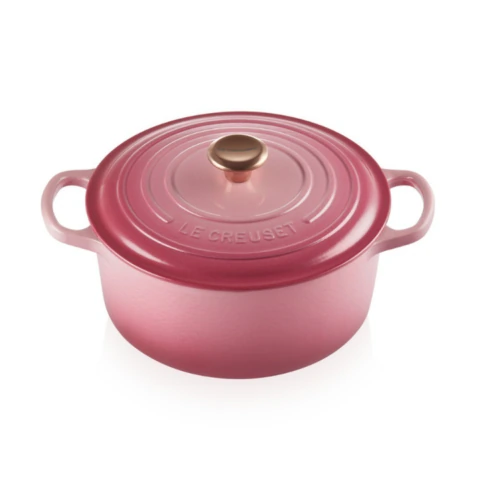 Panela Redonda Le Creuset Signature em Ferro Fundido Esmaltado Berry 26cm 5,3L com Pegador Cobre