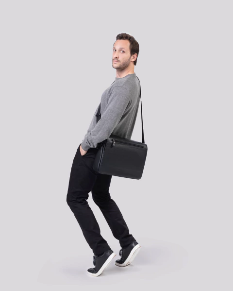 Imagem do Bolsa Carteiro Confort | Rome Preto