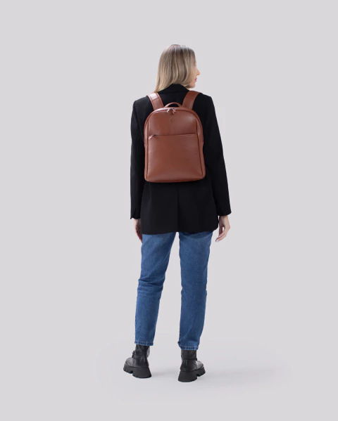 Mochila Macbook em Couro Slim | Madrid Marrom na internet