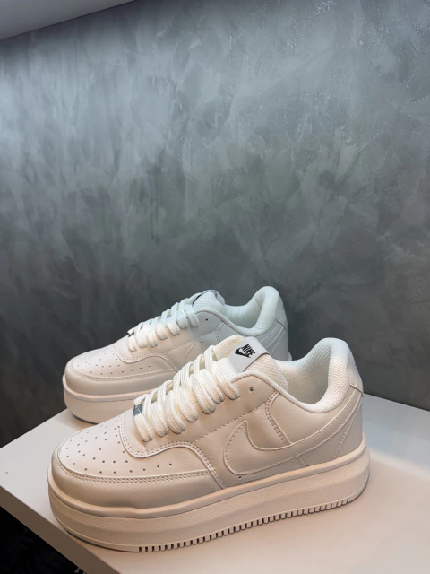 Tênis Nike Court Vision